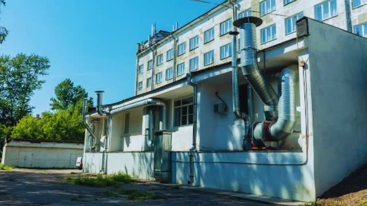 Top Mistakes to Avoid When Installing Commercial Ventilation