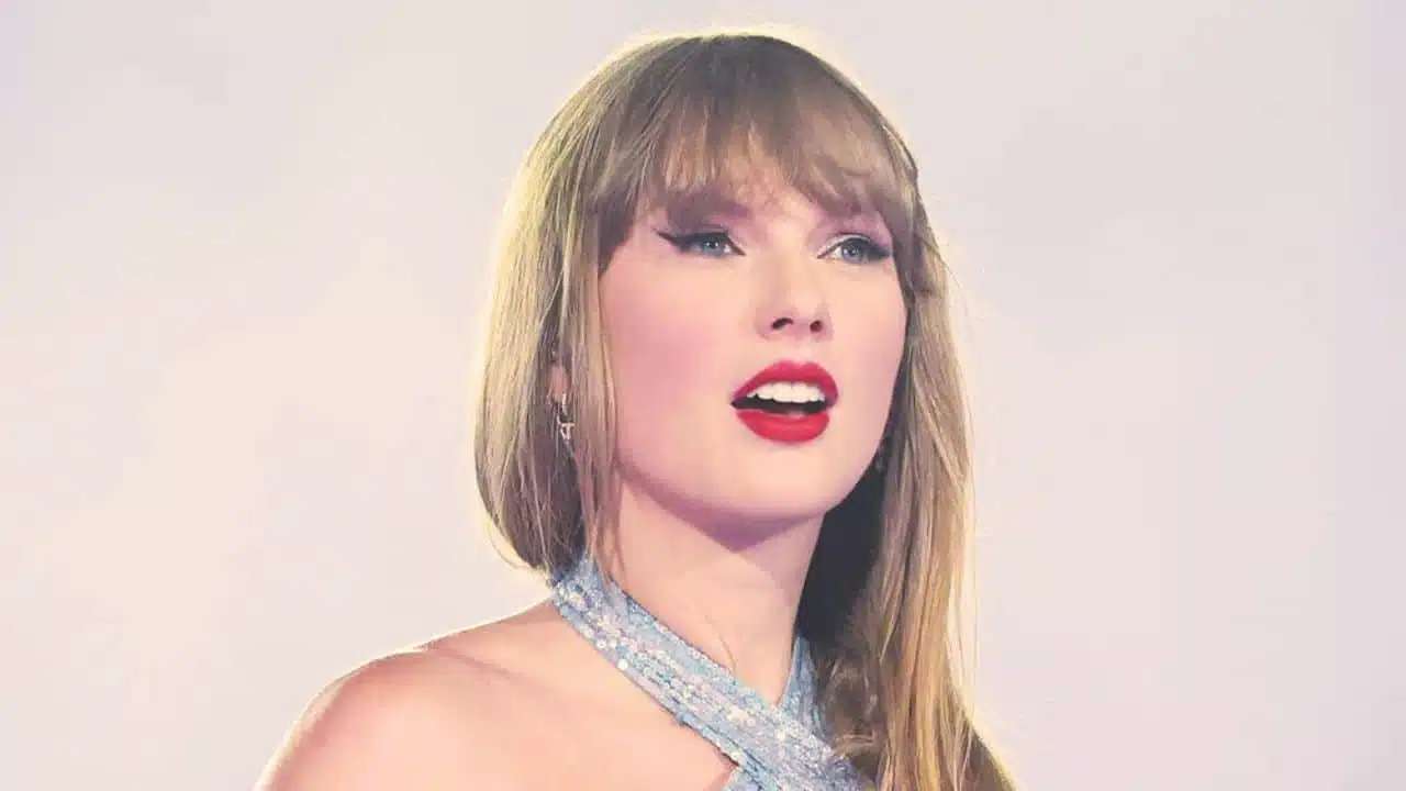 taylor swift showgirl spectacle box office win