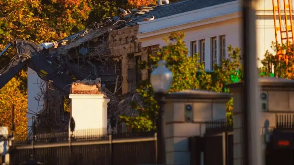 trump east wing demolition