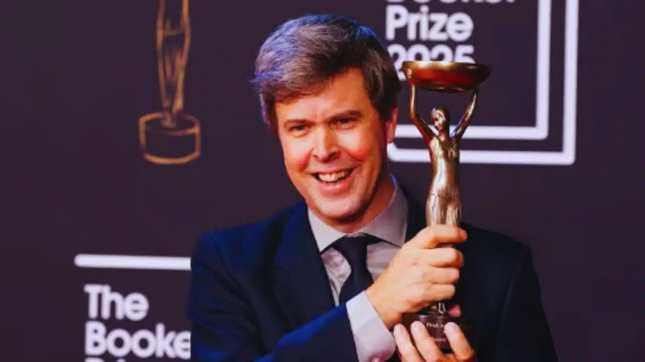 David szalay wins 2025 booker prize flesh