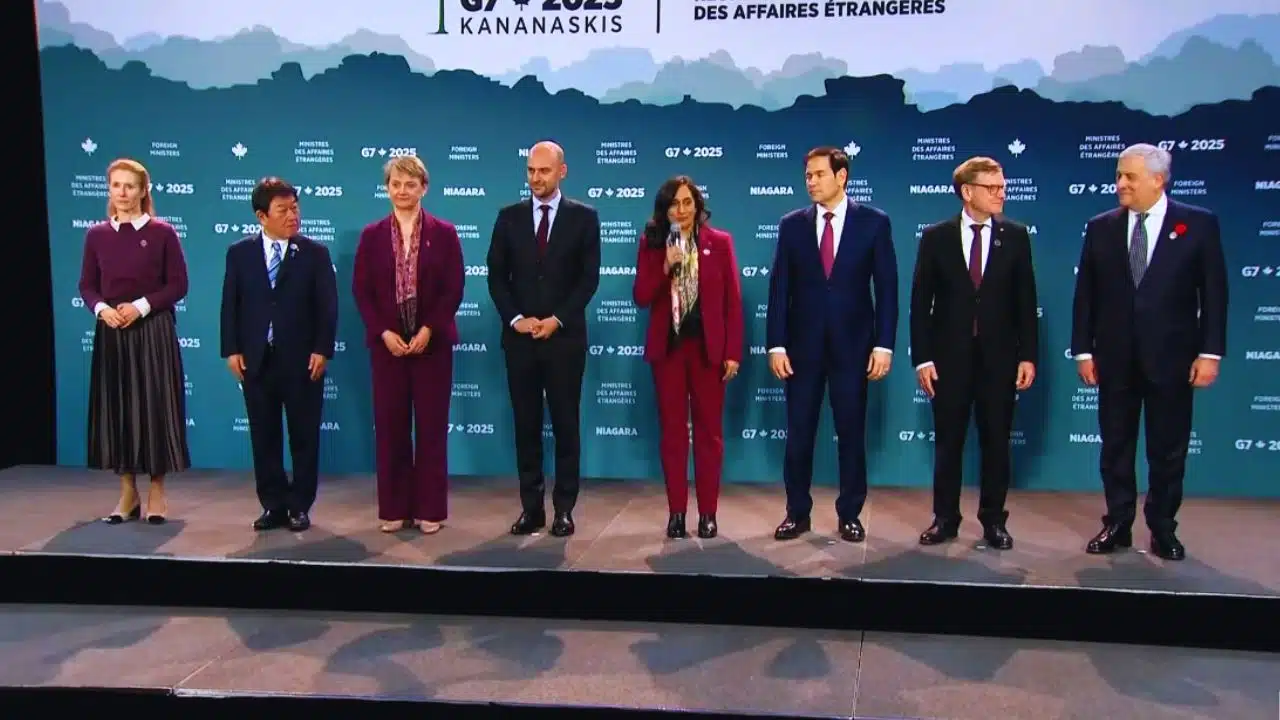 G7 trump allies division