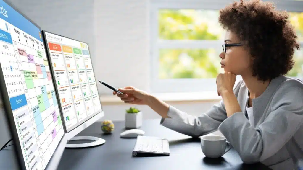 8 Tracking Software Benefits That Most Businesses Overlook