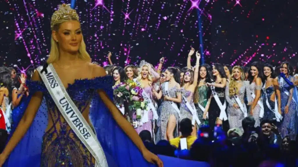 Miss universe judges resign