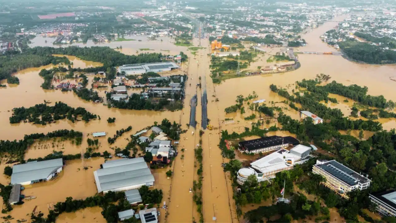 deadly asian floods climate warning