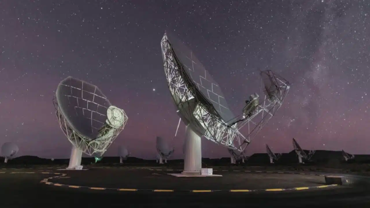 interstellar comet radio signal confirmed natural