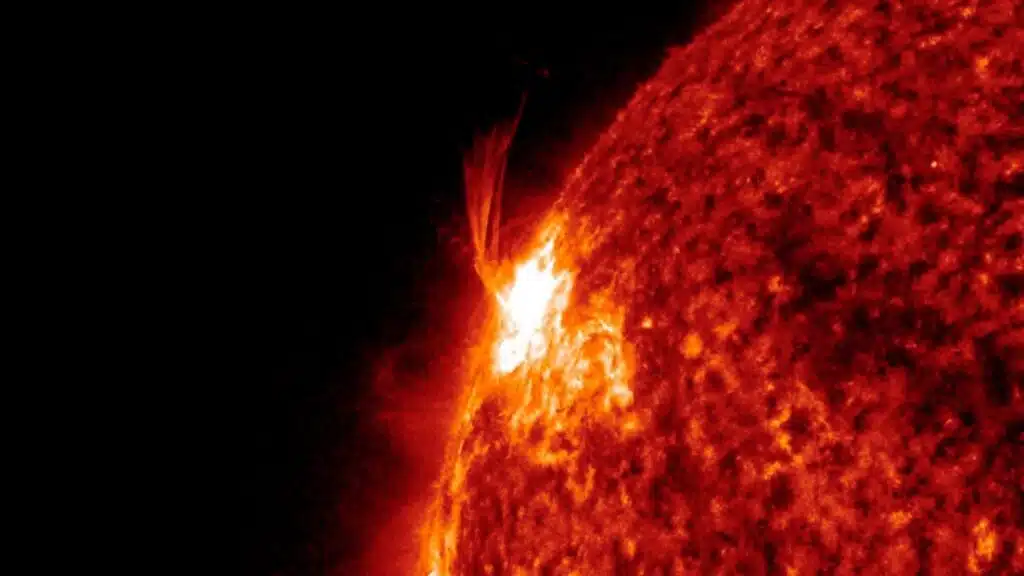 m5-class flare solar cycle 25