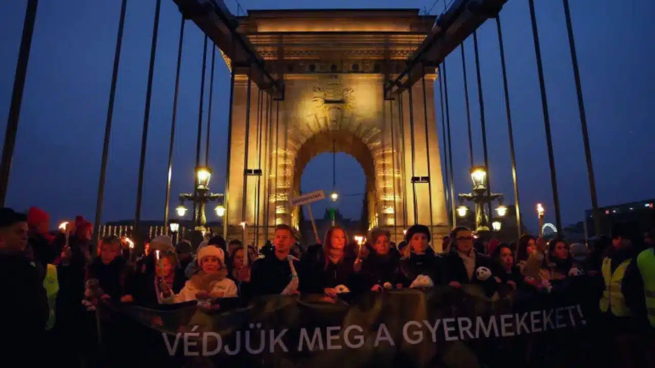 budapest march orban resign abuse scandal