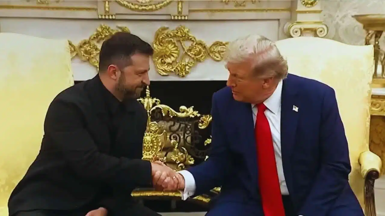 Trump Offers Ukraine NATO-Style Security Guarantees in Peace Talks