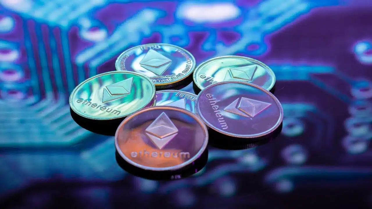 ethereum exchange outflows