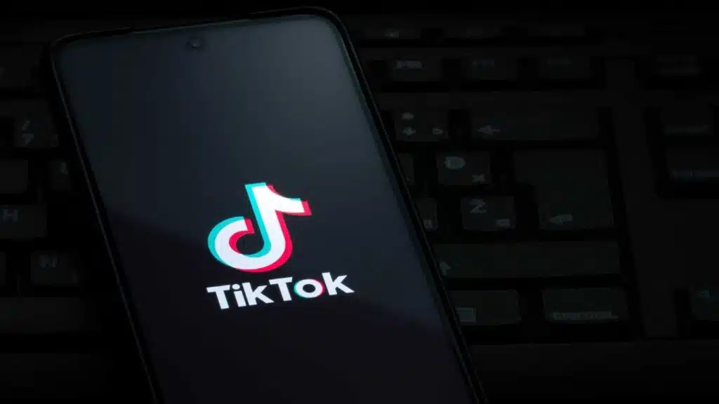 tiktok data transfer china