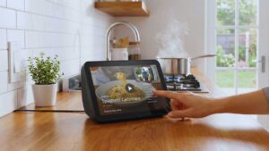 Amazon Echo Show 8