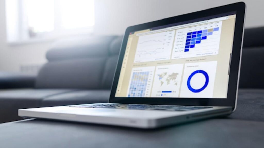 Ecommerce Data Analysis with Claude